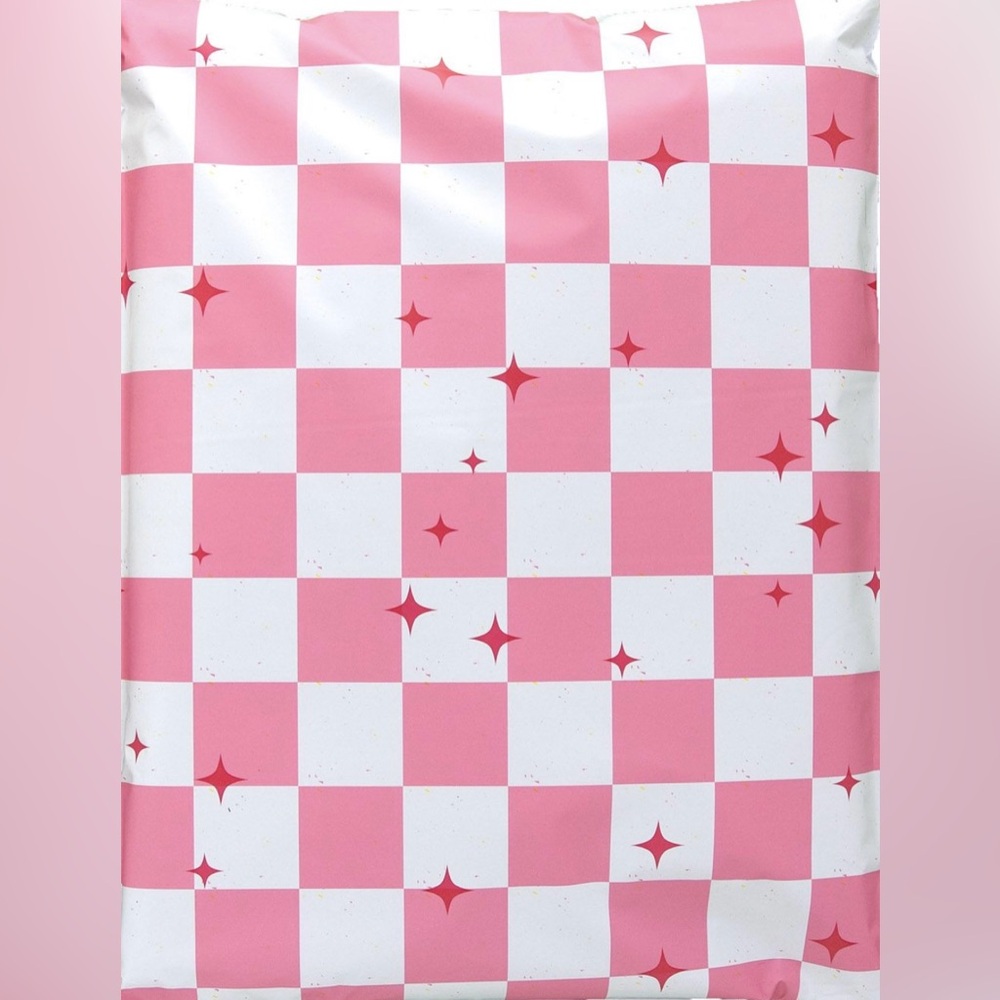 25 pink checkered poly mailers